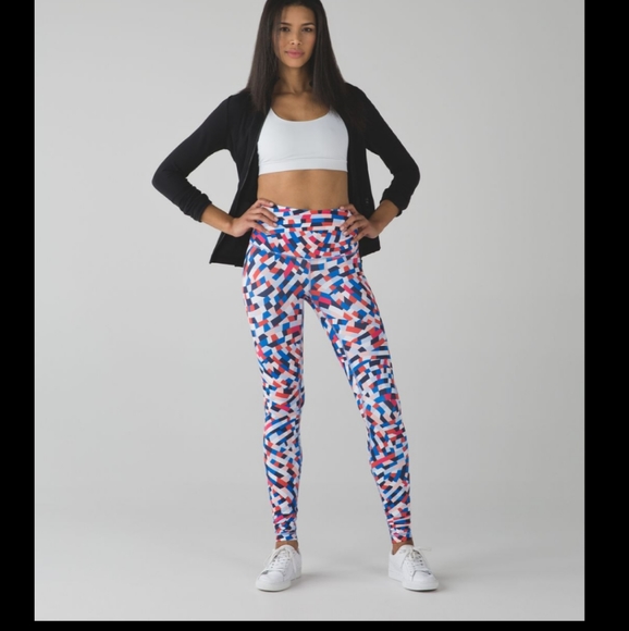 lululemon athletica Pants - Lululemon Wunder under capoeira print full length